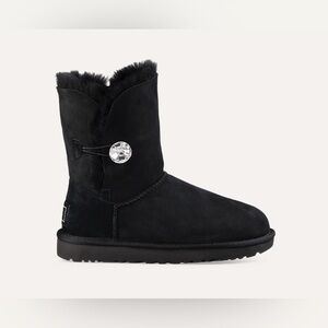 NWOB UGG Bailey Button Bling Boot-Swarovski® Crystal Button